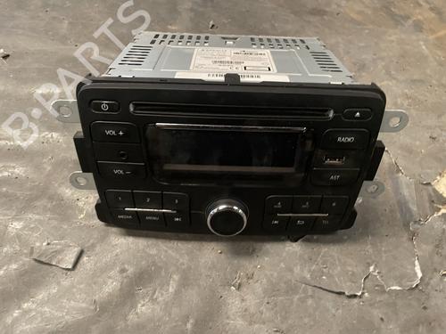 Bilradio Bilradio DACIA LODGY (JS_) 1.5 dCi (90 hp) 34589419 34589419