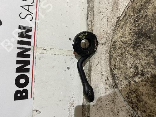 Used Steering column stalk VW LUPO I (6X1, 6E1) 1.0 (50 hp) 21576381