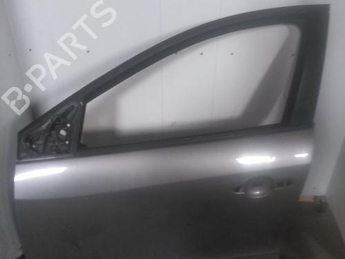 left-front-door-renault-megane-iii-hatchback-bz01_-b3_-2008-34594545 main image