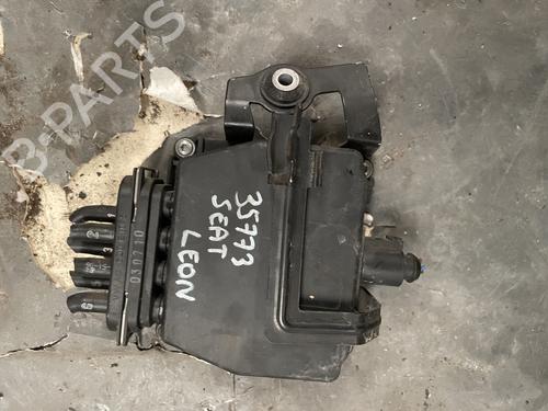 Used Electronic module Electronic module SEAT LEON (1P1) 1.9 TDI (105 hp) 34589432 34589432