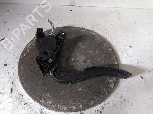 pedal-renault-clio-iv-bh_-2012-2013-2014-2015-2016-2017-2018-2019-2020-2021-34599290 main image