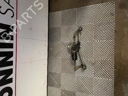 Used Front wiper motor PEUGEOT 206 Hatchback (2A/C) 1.4 i (75 hp) 20638799
