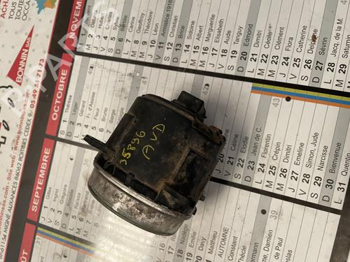 right-front-fog-light-peugeot-partner-tepee-2008-34585007 main image