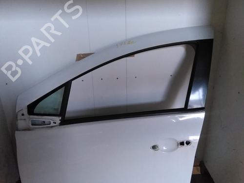 left-front-door-renault-zoe-hatchback-van-bfm_-2019-37998717 main image