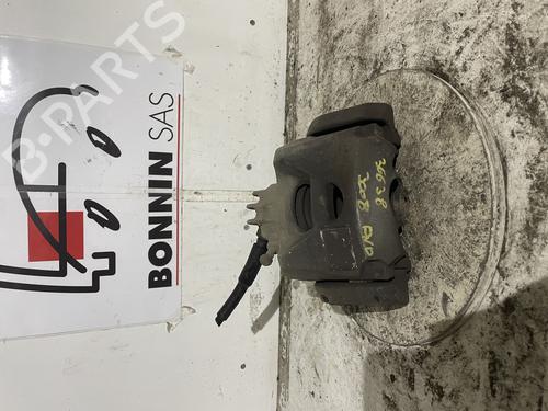 Used Right front brake caliper Right front brake caliper PEUGEOT 3008 I MPV (0U_) 2.0 HDi 150 / BlueHDi 150 (150 hp) 34591733 34591733