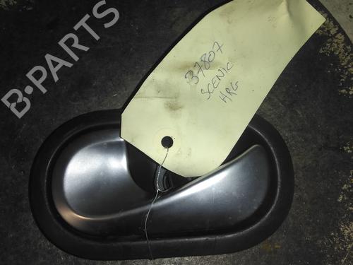 Venstre bagtil invendig håndtag Venstre bagtil invendig håndtag RENAULT SCÉNIC II (JM0/1_) 2.0 (JM05, JM0U, JM1N, JM1U, JM2V) (135 hp) 34602419 34602419