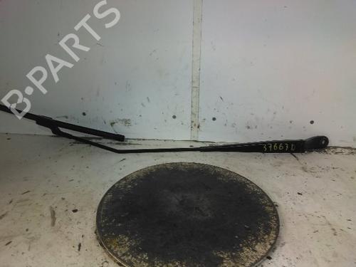 Used Front windshield wiper arm PEUGEOT 208 I (CA_, CC_) 1.2 PureTech 82 (82 hp) 22688350