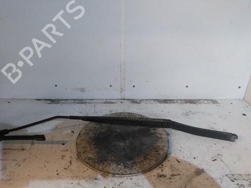 front-windshield-wiper-arm-renault-clio-iv-bh_-2012-2013-2014-2015-2016-2017-2018-2019-2020-2021-34593982 main image