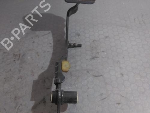 Pedal embraiagem Pedal embraiagem PEUGEOT 206 Hatchback (2A/C) 1.1 i (60 hp) 36394938 36394938