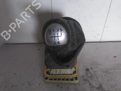 Leva del cambio Leva del cambio RENAULT CLIO II (BB_, CB_) 1.2 16V (BB05, BB0W, BB11, BB27, BB2T, BB2U, BB2V, CB05,... (75 hp) 34601144 34601144
