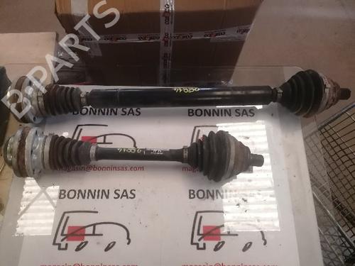 Used Left front driveshaft VW GOLF VI (5K1) 1.4 TSI (122 hp) 24133867