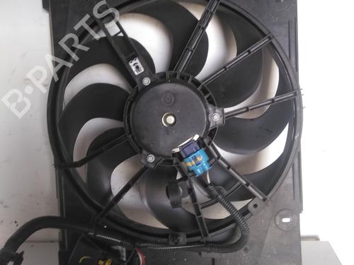 Used Radiator fan Radiator fan DACIA SANDERO II TCe 90 (B8M1, B8MA, B8AC) (90 hp) 34602131 34602131
