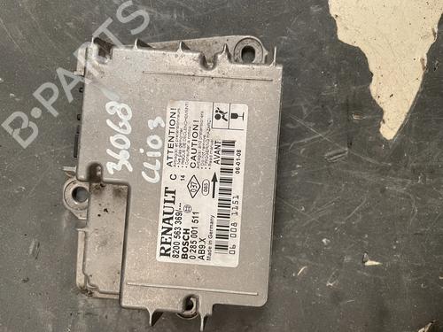 ecu-airbags-renault-clio-iii-br01-cr01-2005-2006-2007-2008-2009-2010-2011-2012-2013-2014-34589084 main image