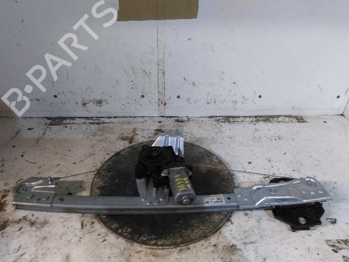 Rudehejsemekanisme Højre foran DACIA SANDERO II TCe 90 (B8M1, B8MA, B8AC) (90 hp) 23644227