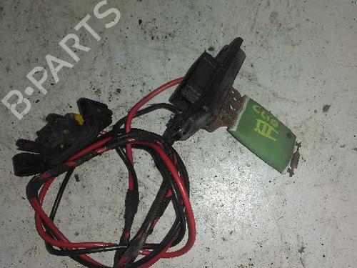 Used Heater resistor RENAULT CLIO III (BR0/1, CR0/1) 1.5 dCi (C/BR0G, C/BR1G) (68 hp) 27218350