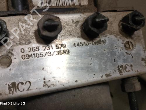 Used ABS pump ABS pump PEUGEOT 107 (PM_, PN_) 1.0 (68 hp) 34588582 34588582