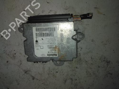 Used ECU airbags RENAULT CLIO III (BR0/1, CR0/1) 1.5 dCi (C/BR0G, C/BR1G) (68 hp) 27208328
