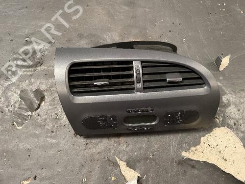 Used Climate control SEAT LEON (1P1) 1.9 TDI (105 hp) 21134803