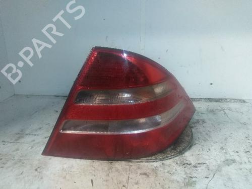 Used Right taillight MERCEDES-BENZ S-CLASS (W220) S 320 CDI (220.026, 220.126) (197 hp) 20639343