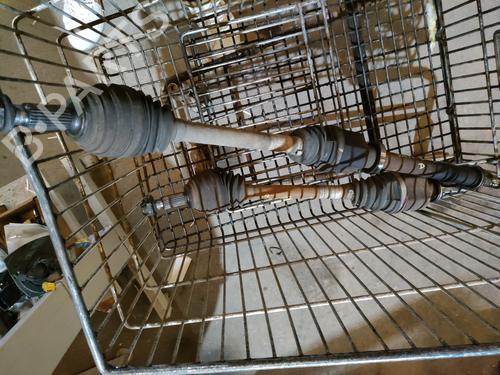 Used Left front driveshaft Left front driveshaft RENAULT CLIO III Grandtour (KR0/1_) 1.5 dCi (KR0G) (68 hp) 34588019 34588019