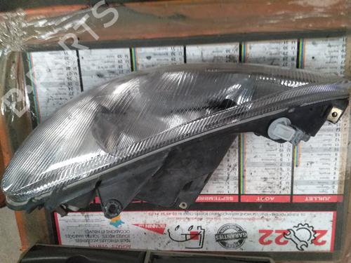 Used Left headlight PEUGEOT 206 Hatchback (2A/C) 1.4 i (75 hp) 20638521