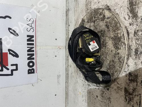 Used Rear left seatbelt MERCEDES-BENZ A-CLASS (W168) A 140 (168.031, 168.131) (82 hp) 21576434