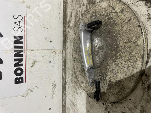rear-right-exterior-door-handle-bmw-1-e87-2003-2004-2005-2006-2007-2008-2009-2010-2011-2012-2013-34592554 main image