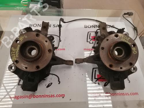 left-front-steering-knuckle-renault-megane-iii-hatchback-bz01_-b3_-2008-34586820 main image