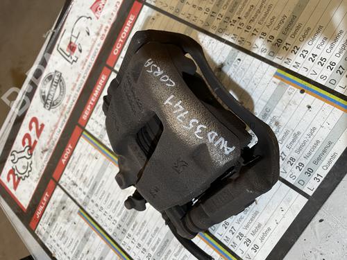Used Right front brake caliper Right front brake caliper OPEL CORSA D (S07) 1.3 CDTI (L08, L68) (75 hp) 34588940 34588940