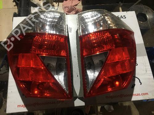 Used Left taillight HONDA FR-V (BE) 2.2 i CTDi (BE5) (140 hp) 20636474