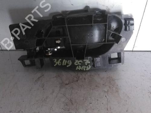 Højre bagtil invendig håndtag PEUGEOT 207 (WA_, WC_) 1.6 HDi (109 hp) 26430305