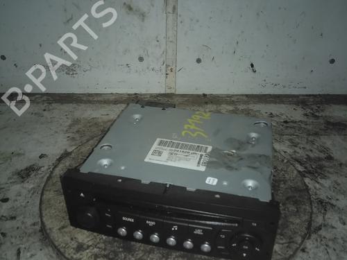 Used Radio Radio CITROËN C3 II (SC_) 1.4 HDi 70 (SC8HZC, SC8HR0, SC8HP4) (68 hp) 34593639 34593639