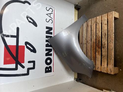 Used Left front fenders RENAULT GRAND SCÉNIC III (JZ0/1_) 1.9 dCi (JZ0J, JZ0N, JZ1K, JZ1S) (131 hp) 21545688
