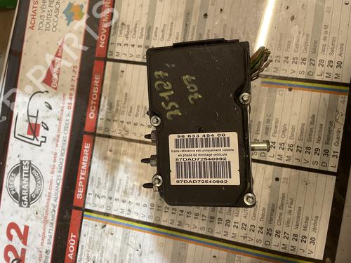 Used Crossmember Crossmember 34588911 34588911