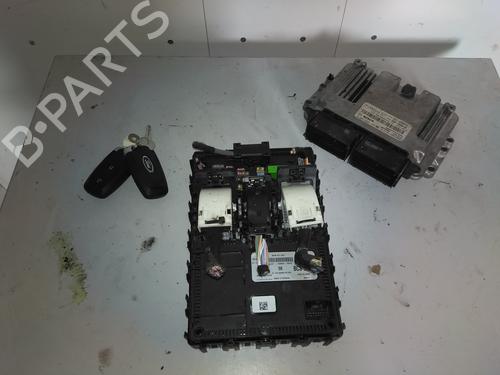 Used Engine control unit (ECU) Engine control unit (ECU) FORD ECOSPORT 1.0 EcoBoost (125 hp) 34599359 34599359