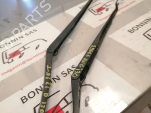 Used Front windshield wiper arm HYUNDAI i30 Estate (GD) 1.6 CRDi (128 hp) 20638741