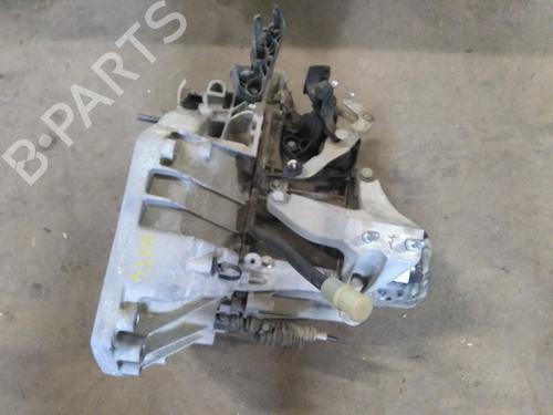 Used Gearbox Gearbox DACIA SANDERO II TCe 90 (B8M1, B8MA, B8AC) (90 hp) 34598621 34598621
