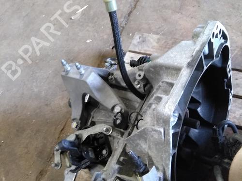 Used Gearbox Gearbox DACIA SANDERO II TCe 90 (B8M1, B8MA, B8AC) (90 hp) 34596203 34596203