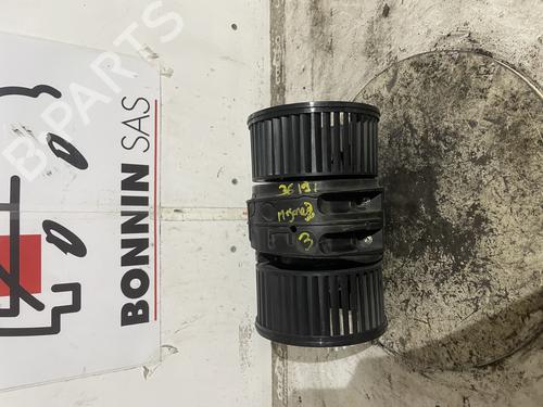 heater-blower-motor-renault-megane-iii-hatchback-bz01_-b3_-2008-34591431 main image