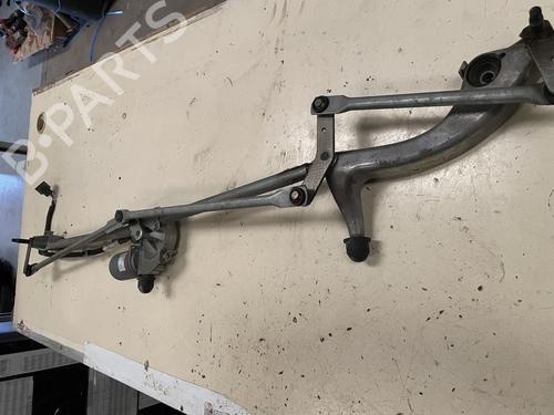 Used Front wiper motor Front wiper motor PEUGEOT BOXER Van (244) [2001-2026] 34588988 34588988