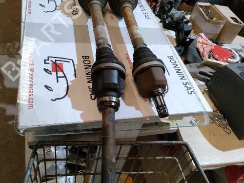 Used Right front driveshaft PEUGEOT 308 I (4A_, 4C_) 1.6 HDi (109 hp) 22784014