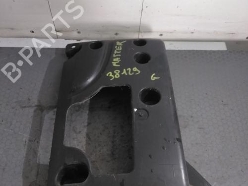 Kofangerbeslag bag Kofangerbeslag bag RENAULT MASTER III Van (FV) 2.3 dCi 130 FWD (FV0M, FV0Y, FV0J, FV02, FV03) (130 hp) 39936347 39936347