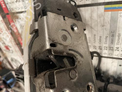 Used Front right lock RENAULT GRAND SCÉNIC II (JM0/1_) 1.5 dCi (JM1E) (106 hp) 20636680