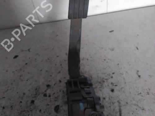Pedale Pedale RENAULT TWINGO II (CN0_) 1.2 16V (CN04, CN0B) (75 hp) 34603064 34603064