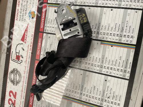 Used Rear left seatbelt RENAULT TWINGO III (BCM_, BCA_) 1.0 SCe 70 (71 hp) 21576439