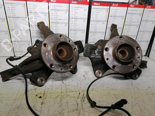Used Right front steering knuckle Right front steering knuckle RENAULT MEGANE III Hatchback (BZ0/1_, B3_) [2008-2026] 34586414 34586414