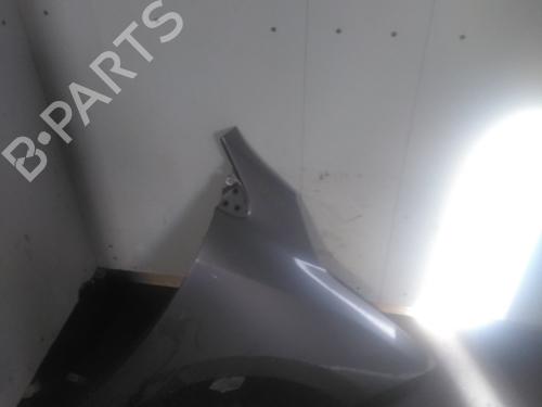 right-front-fenders-renault-megane-iii-hatchback-bz01_-b3_-2008-34594544 main image