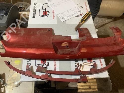 Grill PEUGEOT 306 Hatchback (7A, 7C, N3, N5) 1.9 D (68 hp) 20636108