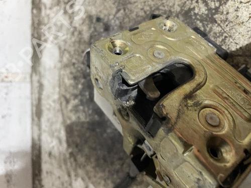 Used Front left lock RENAULT CLIO II (BB_, CB_) 1.9 D (B/CB0E, BB0J) (64 hp) 20636701