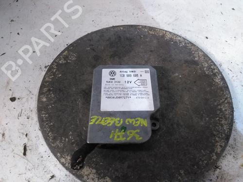 Used ECU airbags ECU airbags VW NEW BEETLE (9C1, 1C1) 1.4 (75 hp) 34598653 34598653